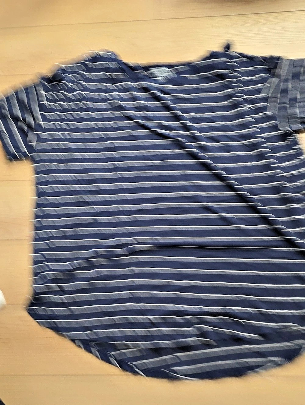 Time and Tru Striped Short Sleeve Top Blue & White Size Large Like New